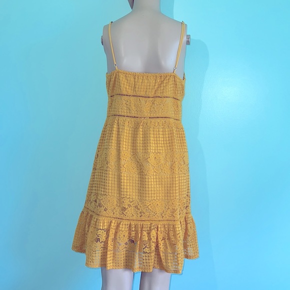 ⭐️ Gianni Bini Sundress - Picture 4 of 13